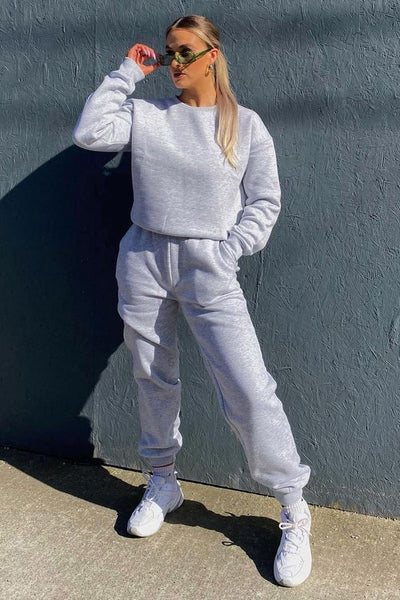 Grey Sweatpants Outfits For Women (81 ideas & outfits)