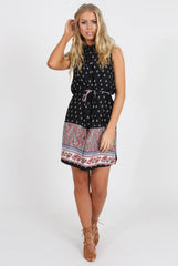 Black Print Sleeveless Shirt - Britanny
