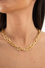 Gold Interlock Chunky Chain Necklace - Norine