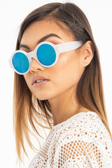White Iridescent Lens Round Frame Sunglasses - Teia