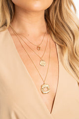 Gold Abstract Shell Detail Pendant Necklace - Sharna