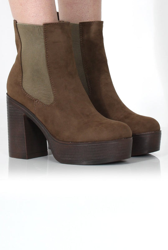 Lona Khaki Suede Platform Boots