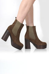 Lona Khaki Suede Platform Boots