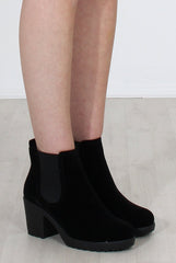 Zoeey Black Suede Platform boots