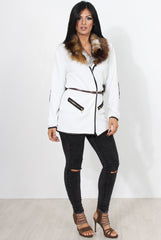 Seneta White Faux Fur jacket
